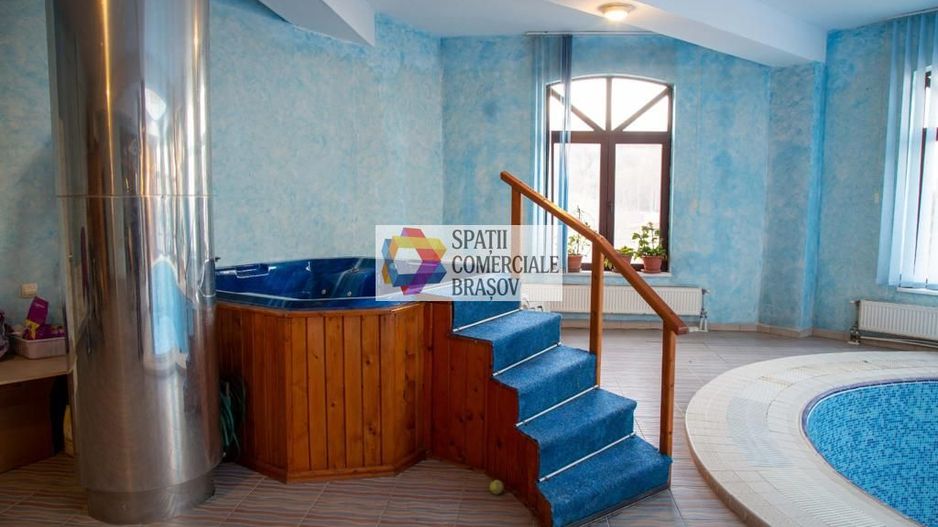 Conac cu piscina - 1810 mp - Poză 11