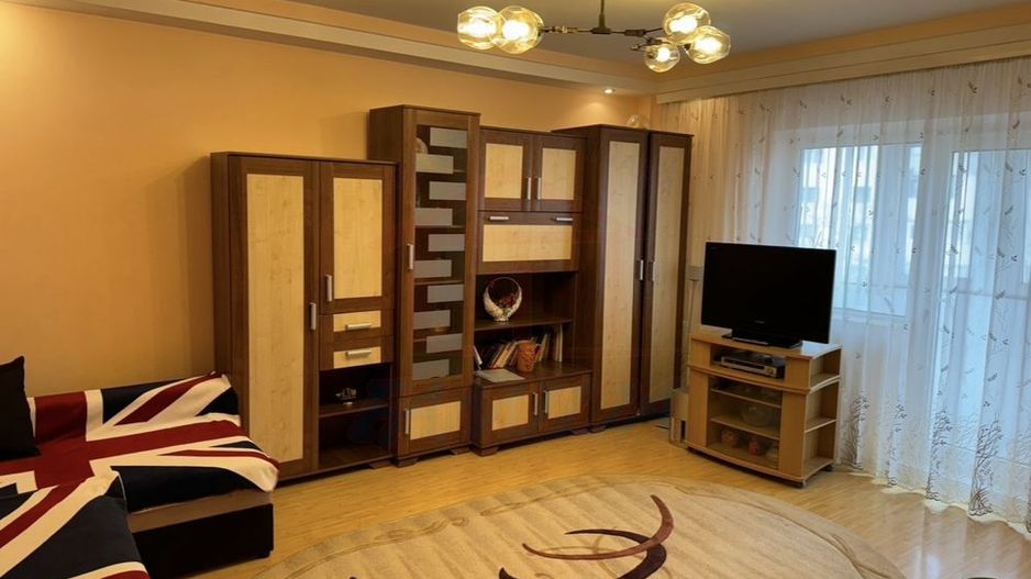 APARTAMENT DE ÎNCHIRIAT – 3 CAMERE | MICRO 20 - Poză 2