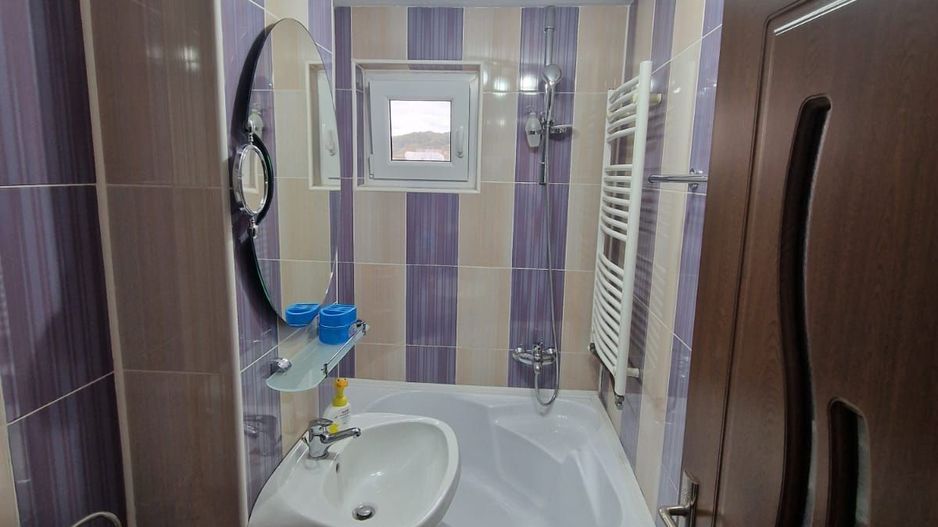 Inchiriez apartament 3 camere Muzeu - Poză 7