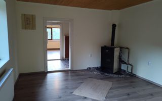 CASĂ DE ÎNCHIRIAT ÎN FÂNTÂNELE (Marginimea Sibiului) - Poză 4