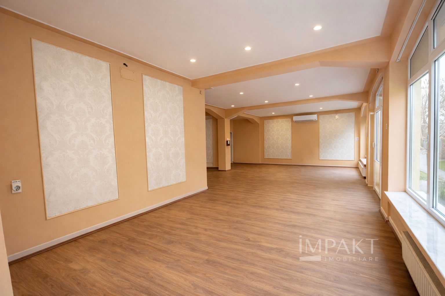 230 mp OPEN SPACE + curte | Expo Transilvania | Spațiu comercial - Poză 2