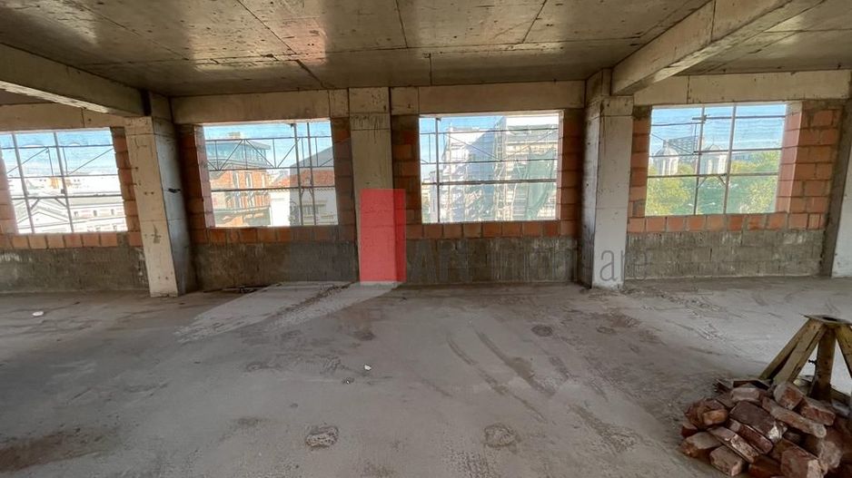 Spatiul "MALNOVA", imobil exclusivist comercial/birouri - Poză 1