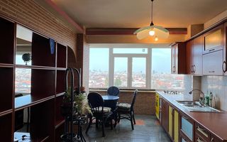 Apartament cu Panoramă Deosebită | Panduri - Cotroceni | Bloc Monolit 1990 - Poză 10