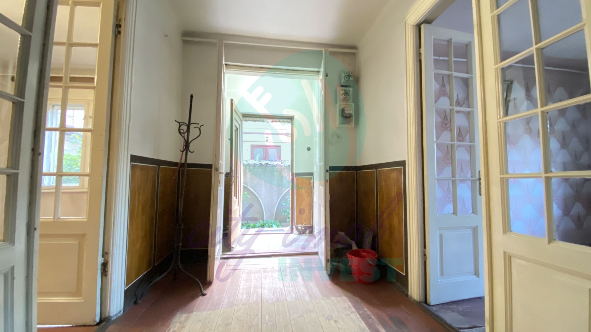 Parter de vila cu mică curte, Piața Alba Iulia - Poză 9