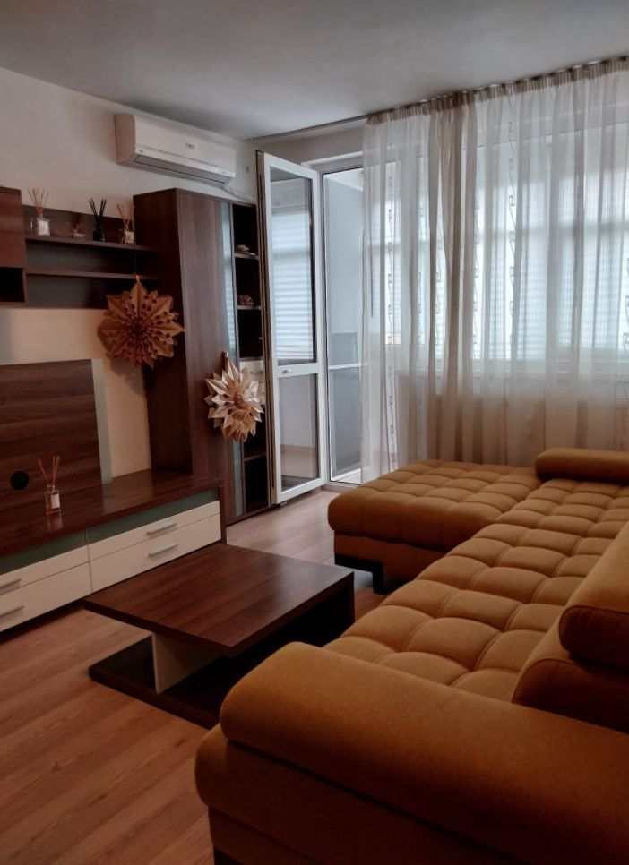 Ap.  2 cam. de inchiriat 48mp  Et. 3/8  Zona 1 Mai- Domenii - Poză 15