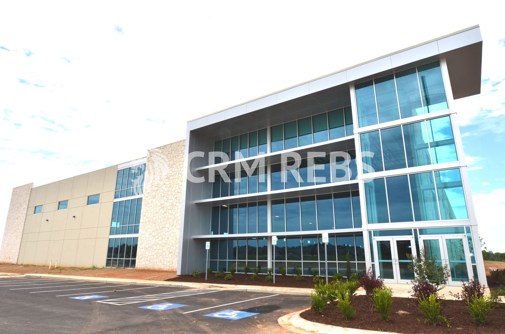 Hala de inchiriat! - Poză 16