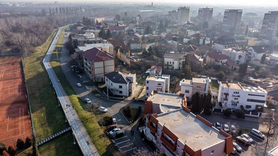 REZERVAT! Proprietate în cea mai exclusivistă zonă a Aradului! - Poză 7