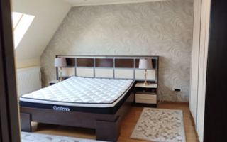 Apartament spațios, modern, cu pod propriu și 2 locuri de parcare - Poză 7