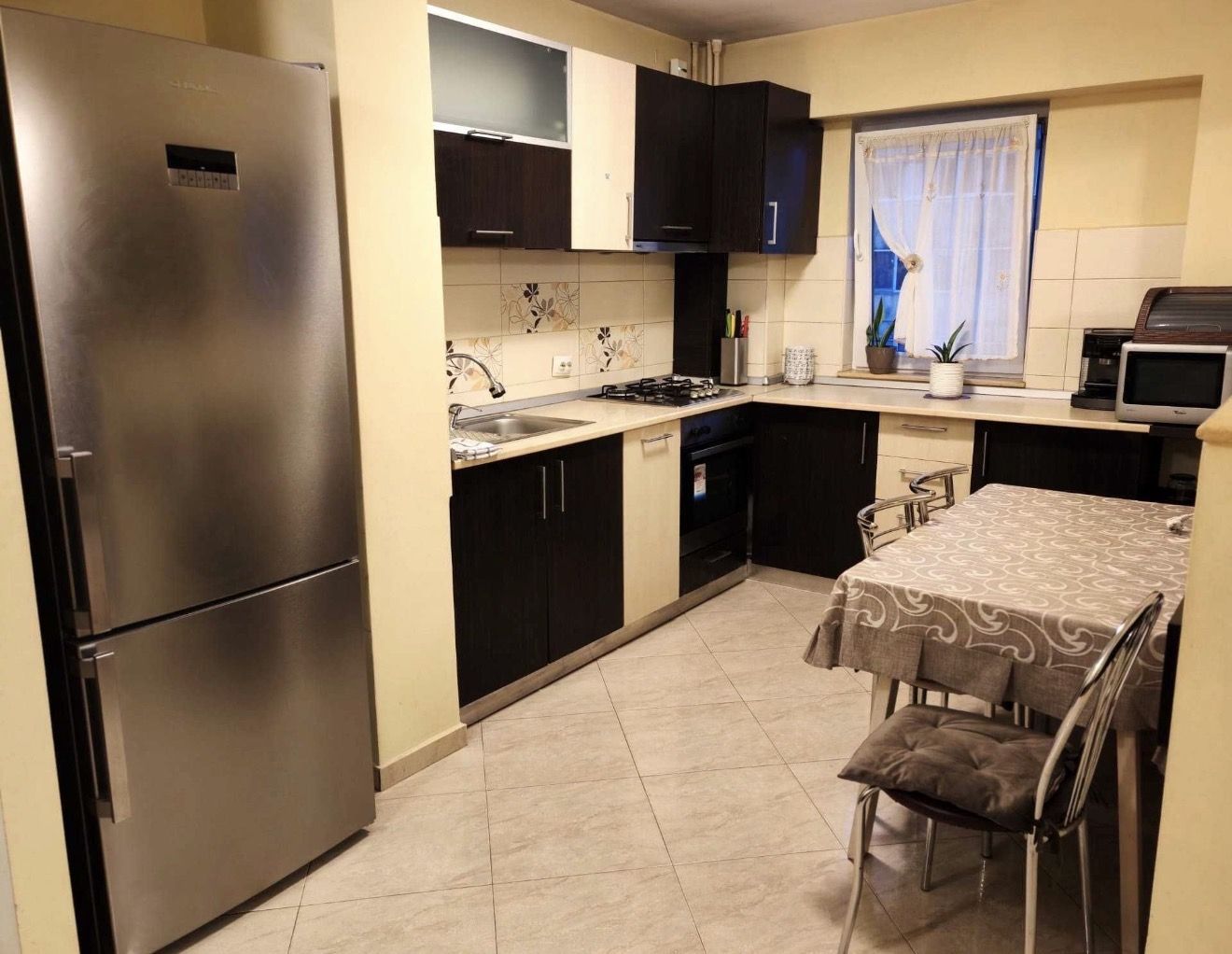 AP. 3 CAMERE- IANCULUI, BUCATARIE INCHISA, MOBILAT/UTILAT MODERN - Poză 4