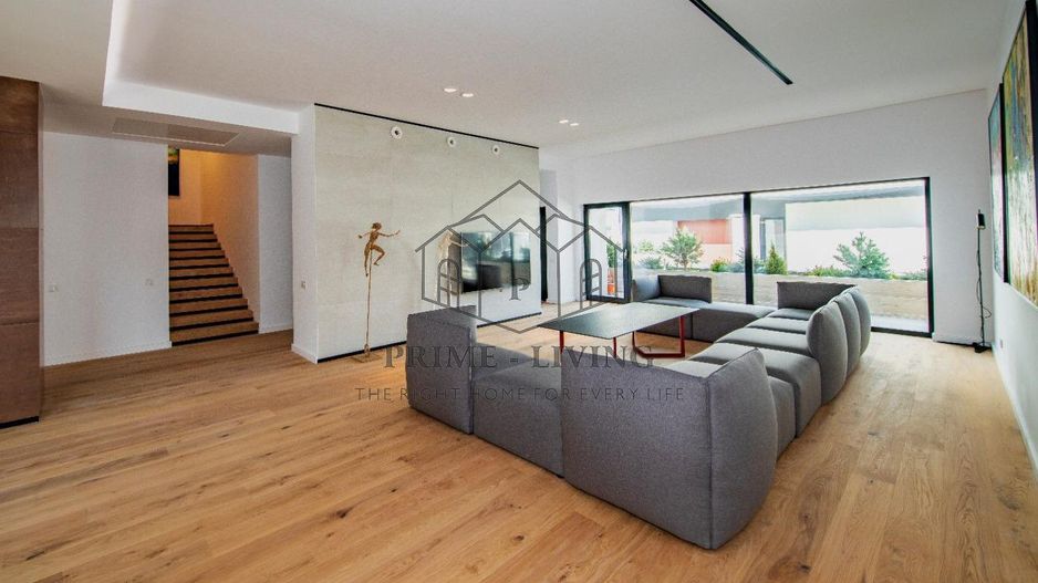 VILA CU 5 DORMITOARE + BIROU LA INCHIRIERE LANGA BRITISH SCHOOL - Poză 2