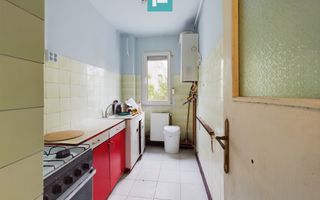 Apartament de vânzare cu 3 camere în Vlaicu - Poză 4