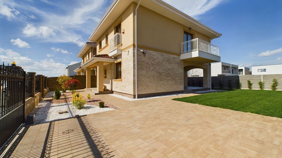 Casă tip duplex Dumbrăvița despărțit prin spațiu tehnic - Poză 1