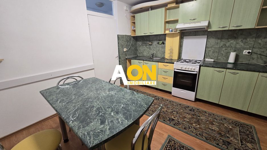 Apartament cu 3 Camere, Etaj 1, Zona Cetate - Poză 9