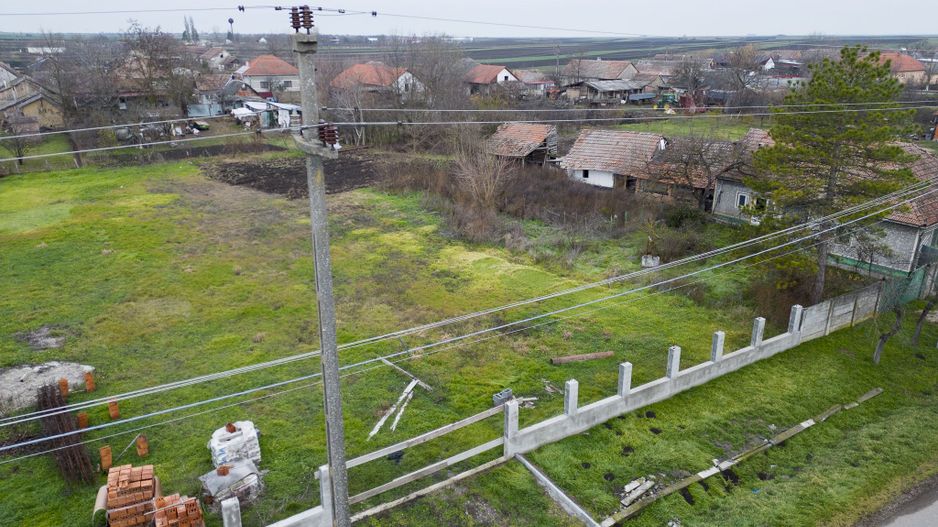 Teren intravilan in Peregu Mic - Poză 5