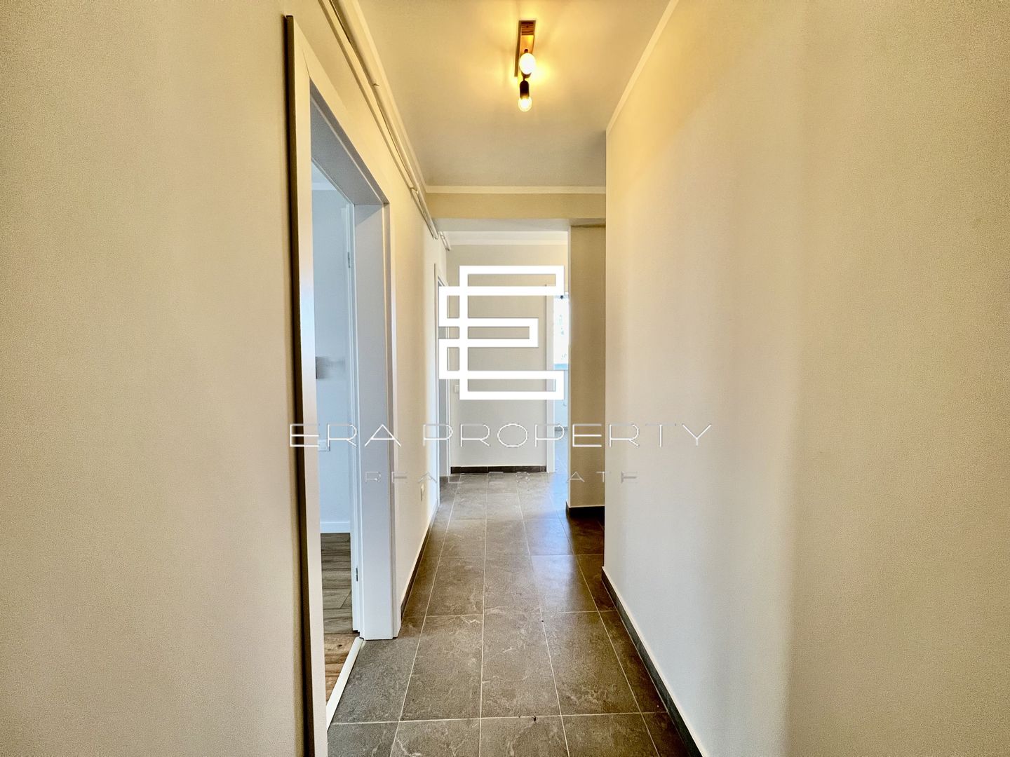 Penthouse 5 camere - 129 mp- terasa 15mp--zona Industriala Vest, Sibiu - Poză 7