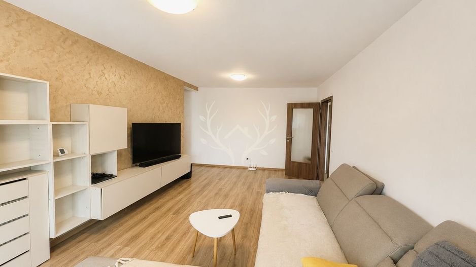 Apartament cu 2 camere, – Zona Terra, Floresti - Poză 2