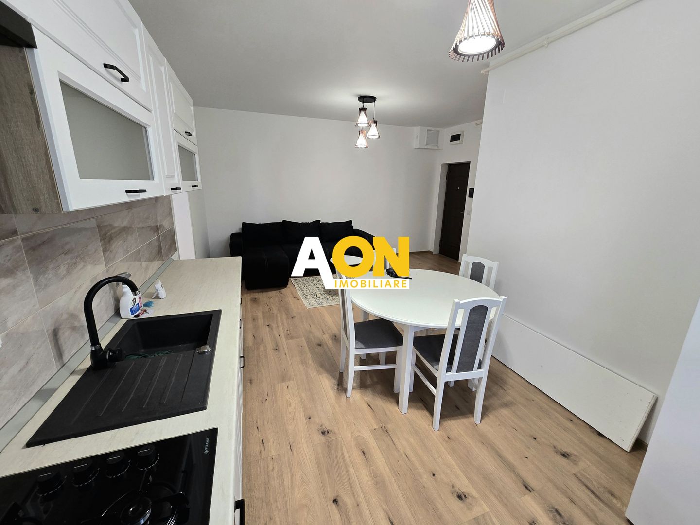 Apartament cu 3 Camere, Etaj 1, Bloc Nou, Zona Alba Mall - Poză 3