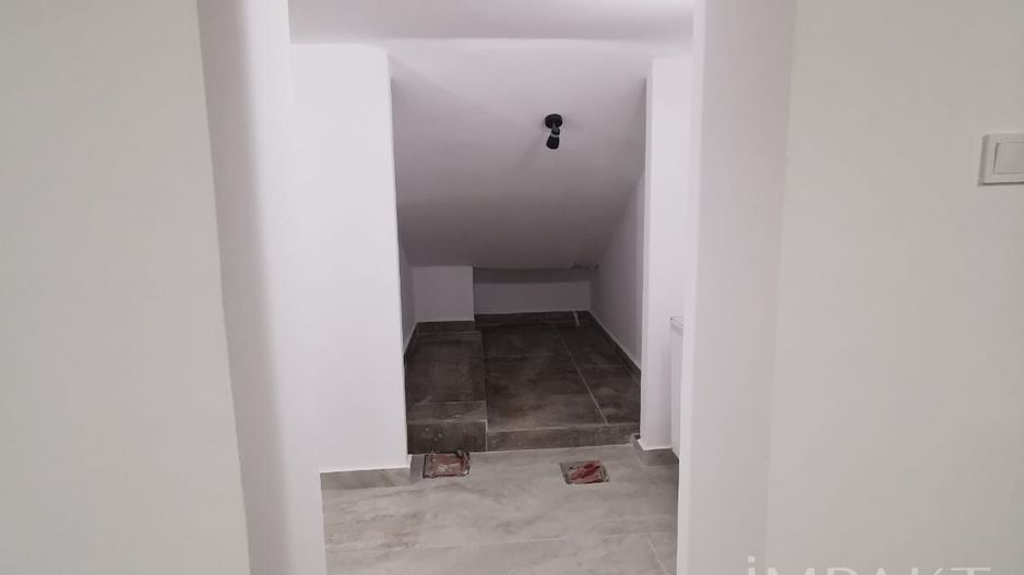 De vanzare -spatiu birouri 2 camere - Centru - Poză 16