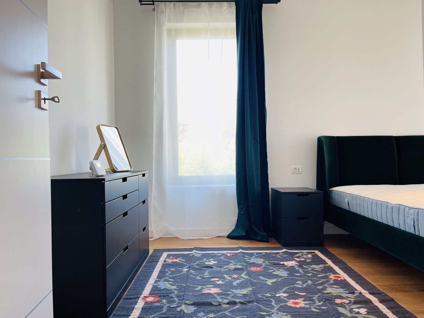 INCHIRIATA - Prima inchiriere, Segmentul Lux | Central | Panouri solare - Poză 35