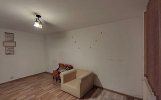 VANZARE GARSONIERA SPATIOASA I LIBERA I METROU I VALEA IALOMITEI - Poză 5