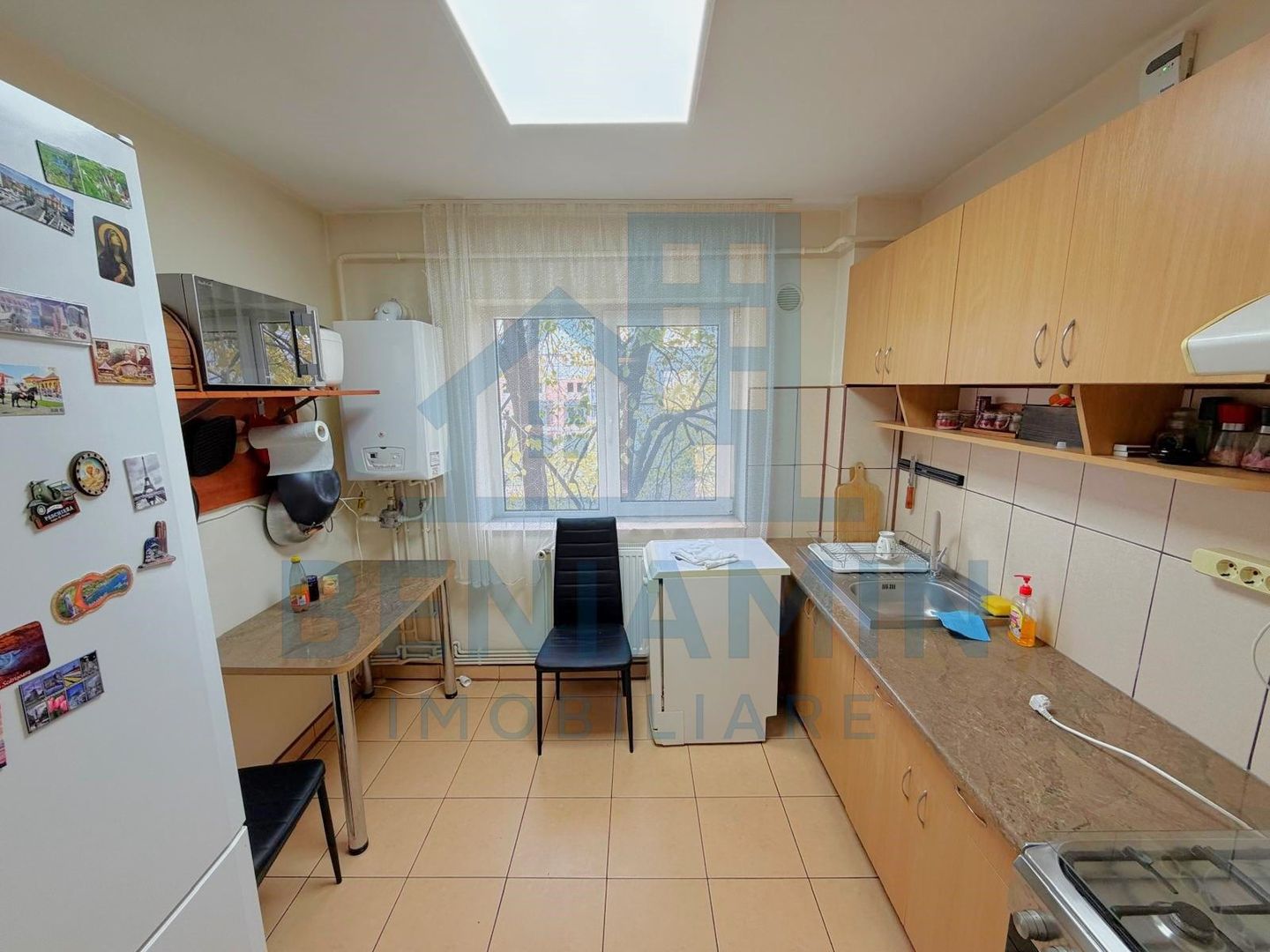 3 camere decomandat Mcdonalds 66mp etaj 2 centrala proprie - Poză 5