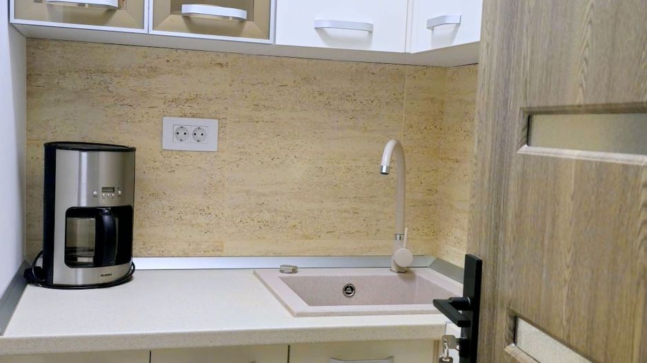 Garsonieră de închiriat – ideală pentru birou/cabinet, Țiglina 1 - Poză 5