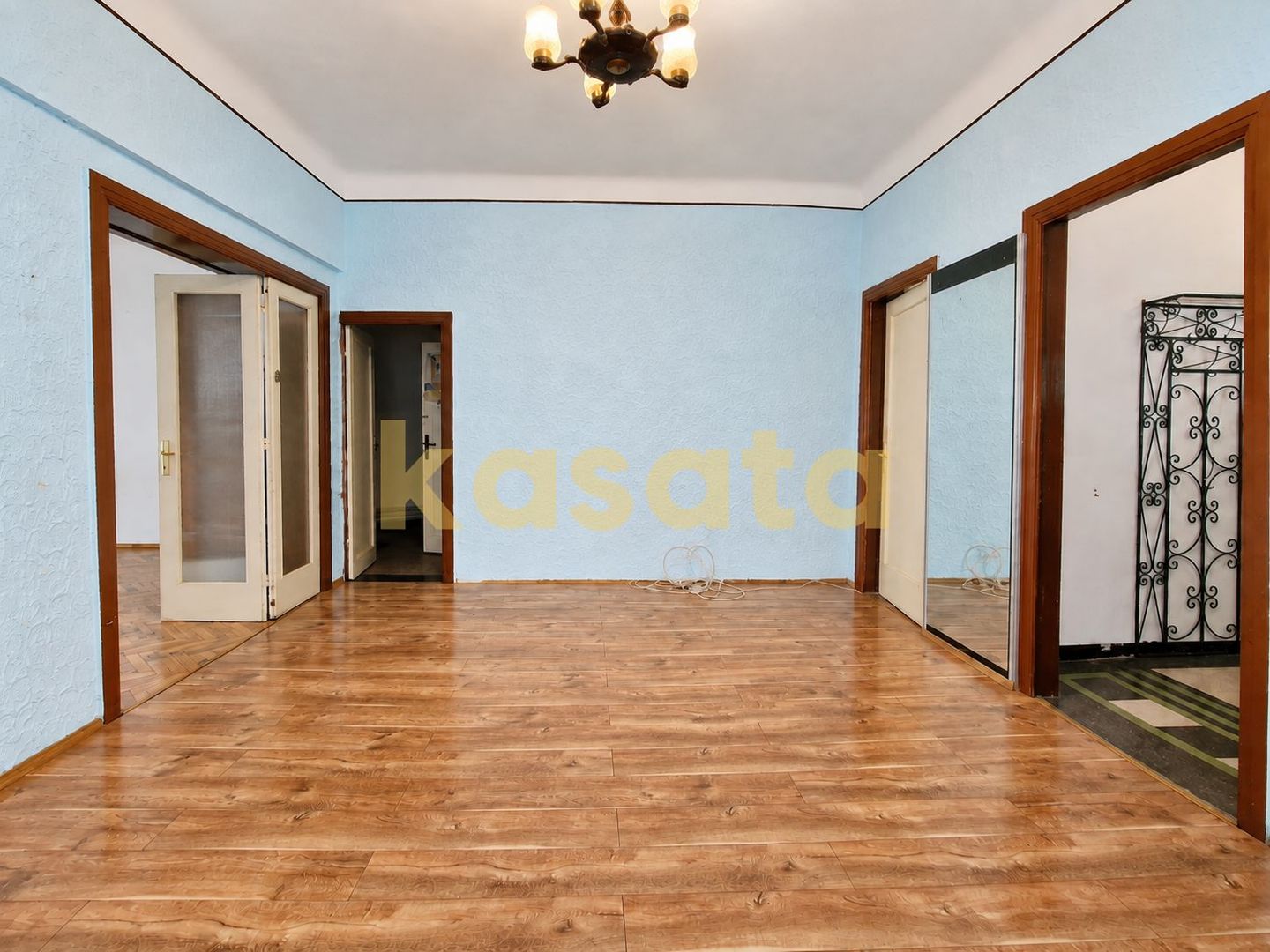 Apartament 4 camere de vanzare | Piata Romana - ASE | 107mp utili - Poză 1