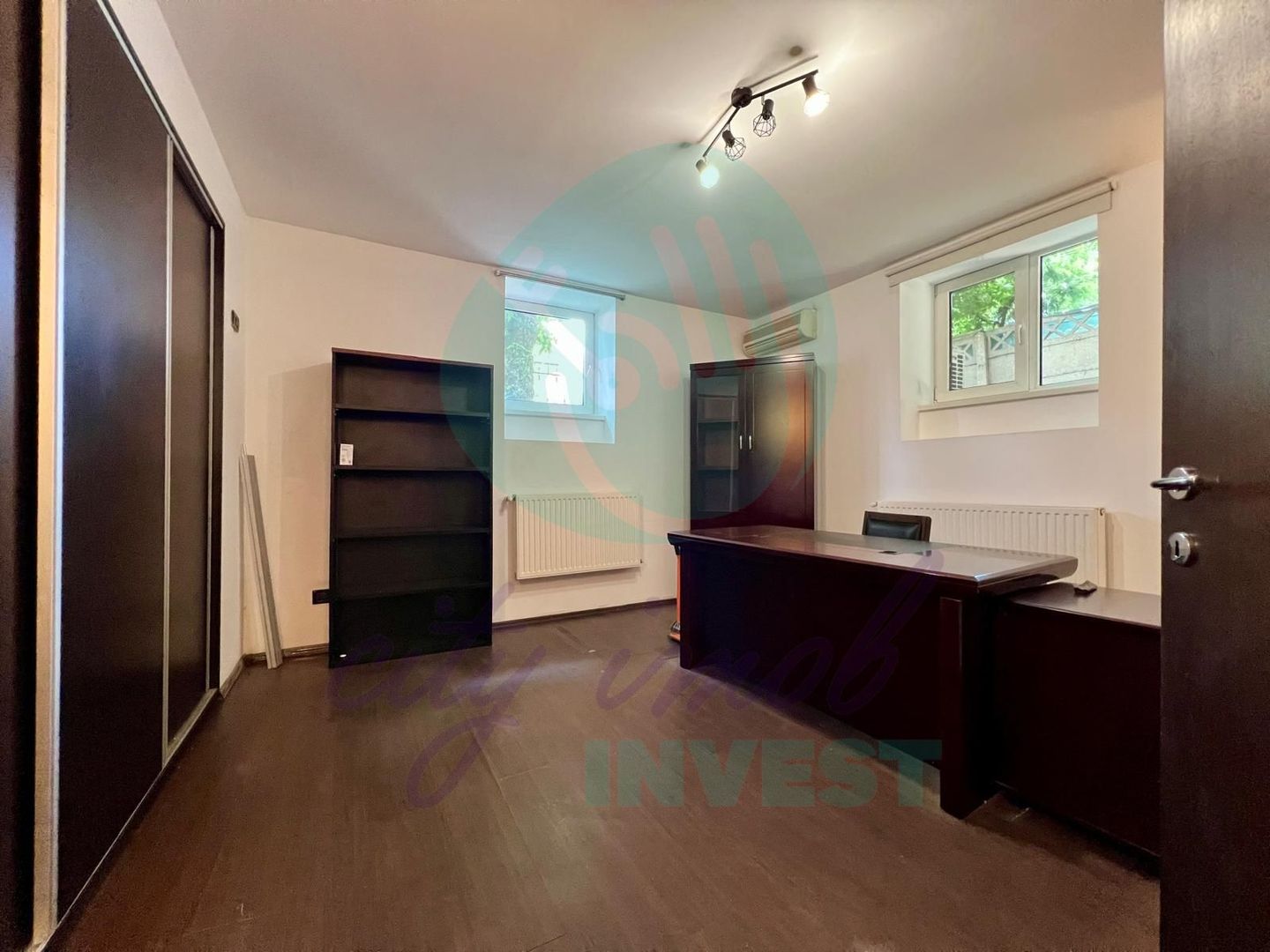 Apartament+Garaj Eroilor-Cotroceni in vila-Curte -Ideal pentru afacerea ta - Poză 1