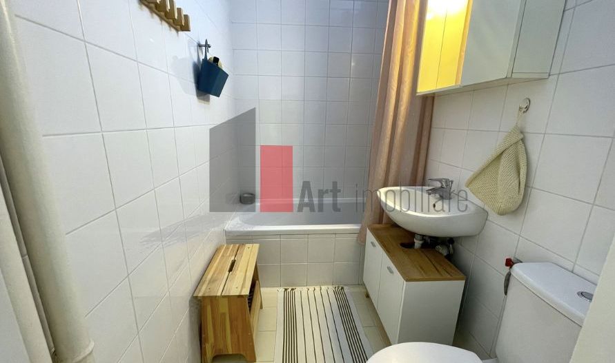 APARTAMENT DE 2 CAMERE  - PIATA VICTORIEI. - Poză 3