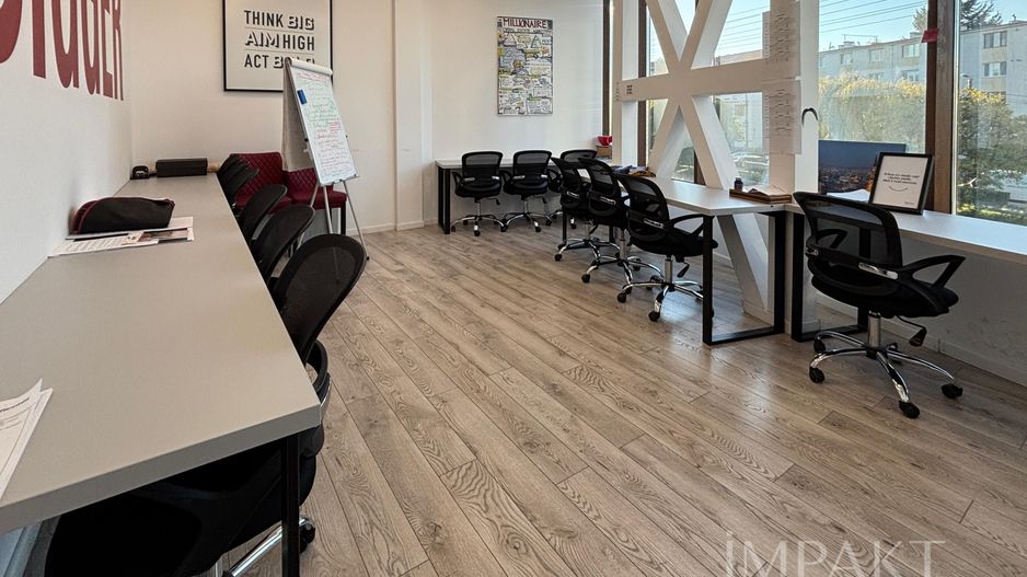 Spațiu comercial modern, zona-centrala complet amenajat pentru birouri - Poză 4