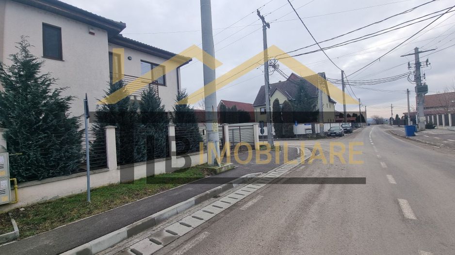 Casa cu 4 camere, 100mp, parcare, zona Sângeorgiu de Mureș - Poză 7