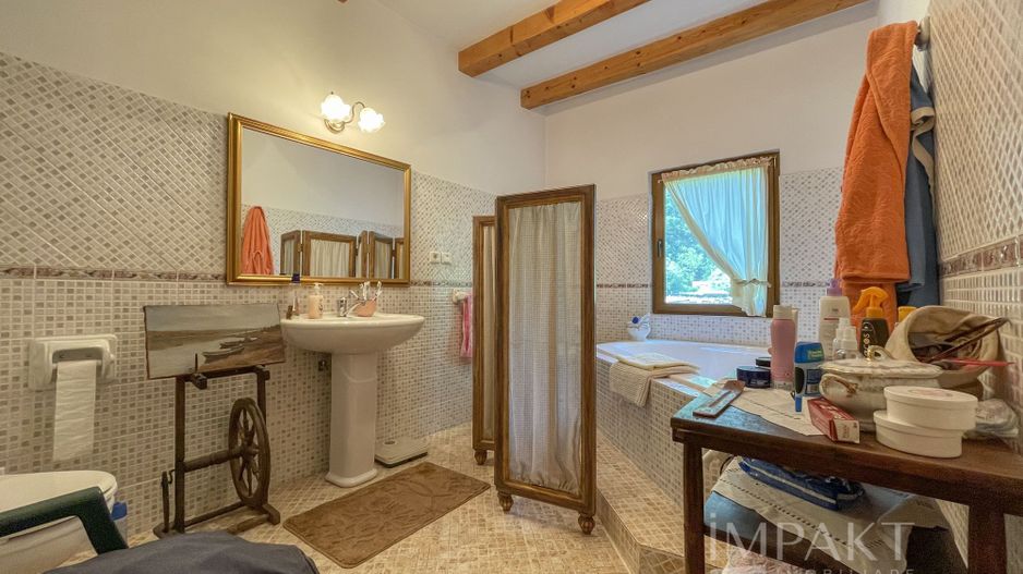 Vila superba 300mp + teren 1400mp & front la rau in Somesul Rece. - Poză 34