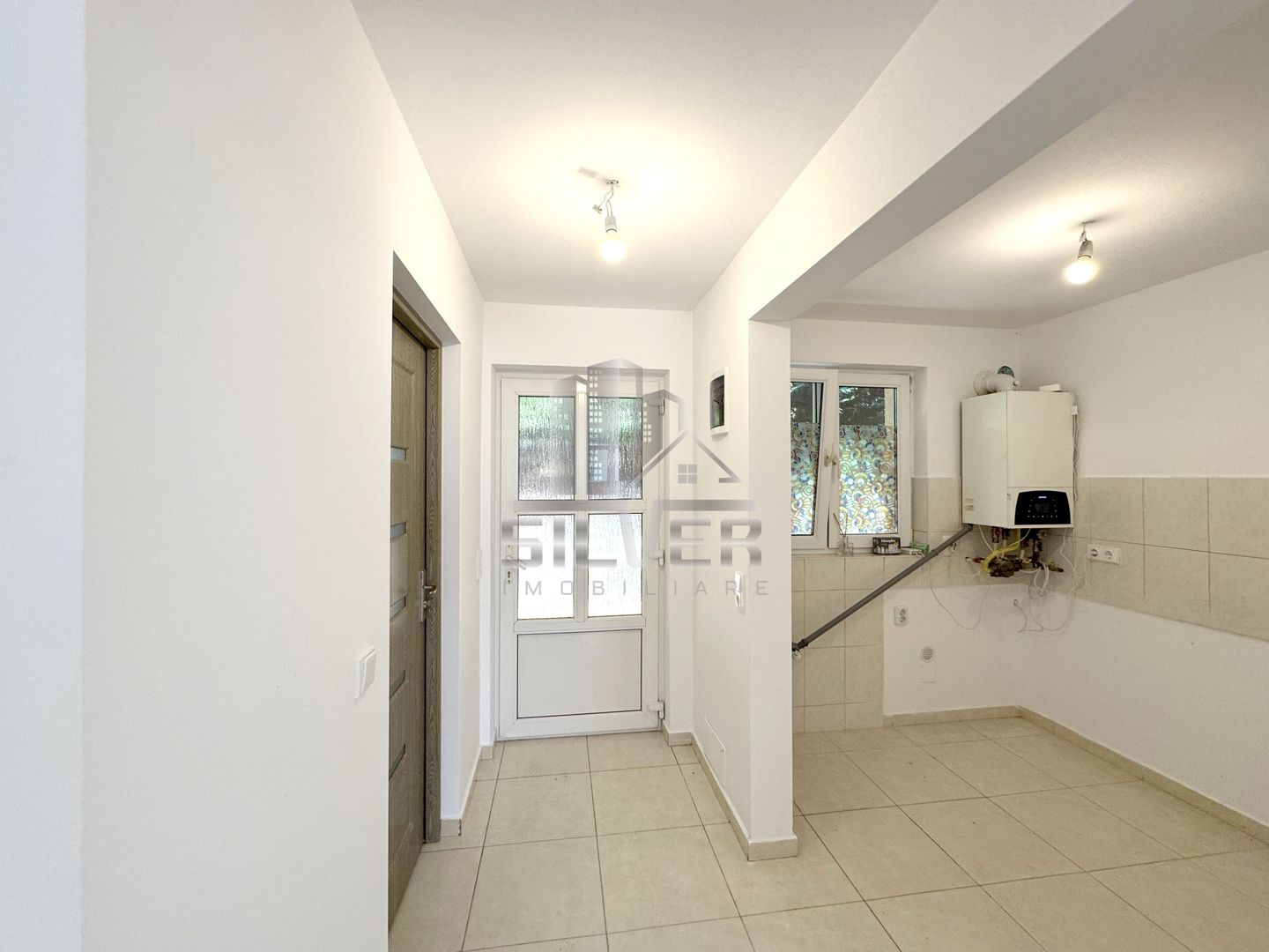 Casa intr-un imobil cu 4 unitati locative/80 mp/zona Somesului. - Poză 6