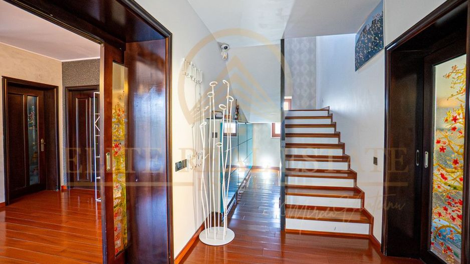 Mamaia Sat - Vila moderna, dotari premium, curte mare, vedere la lac! - Poză 12