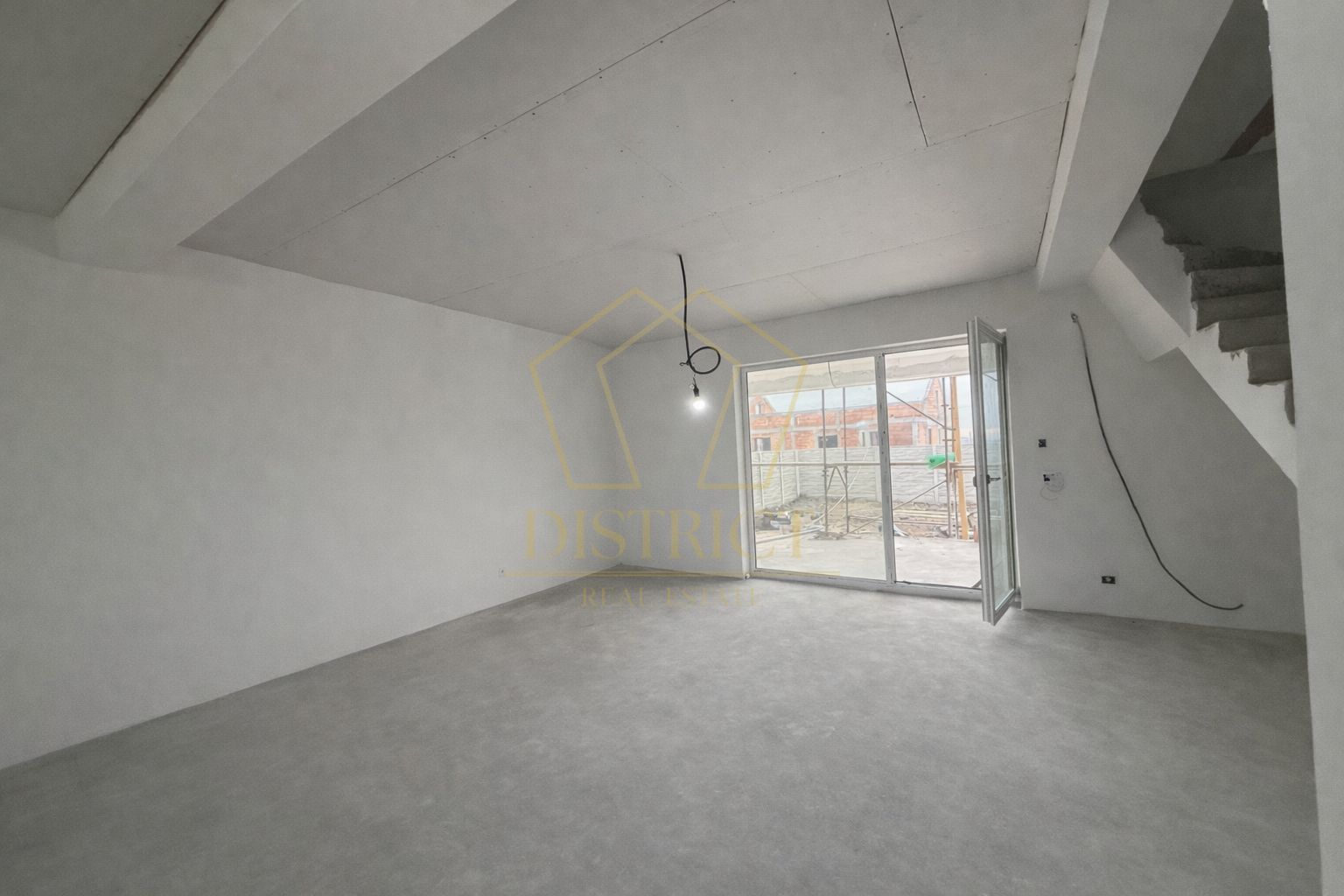 Duplex cu 4 camere 100mp utili | Sacalaz - Poză 2