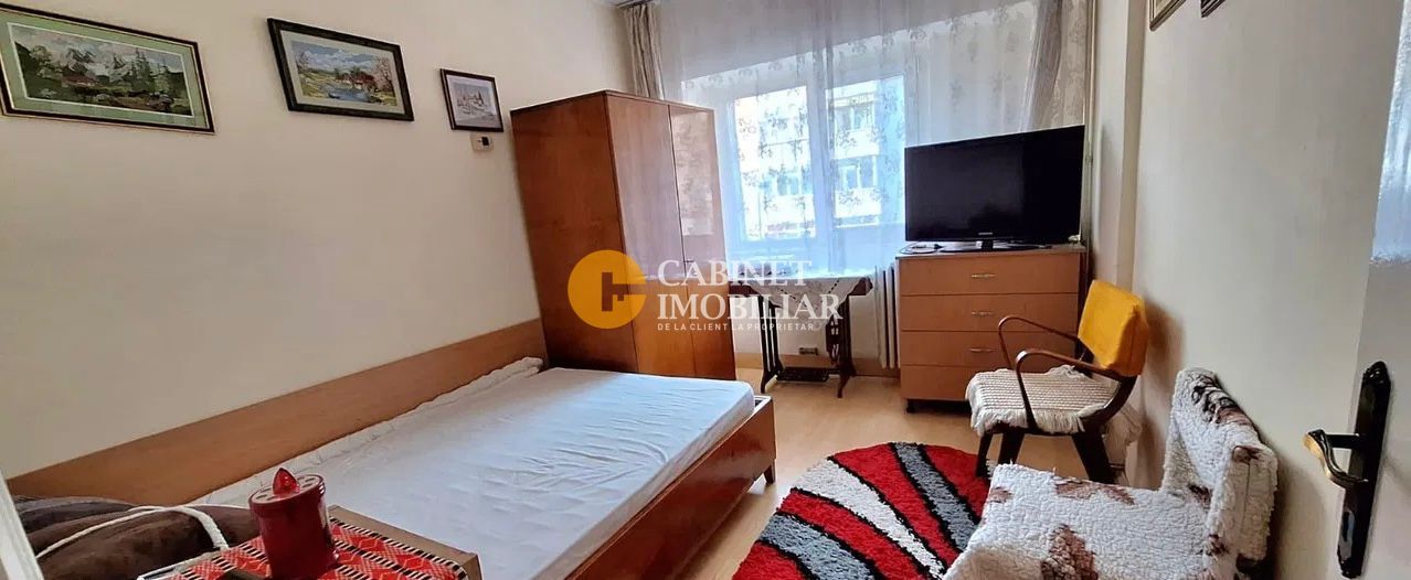 3 Camere Decomandat -  72 mp - Zona Galata - Poză 3