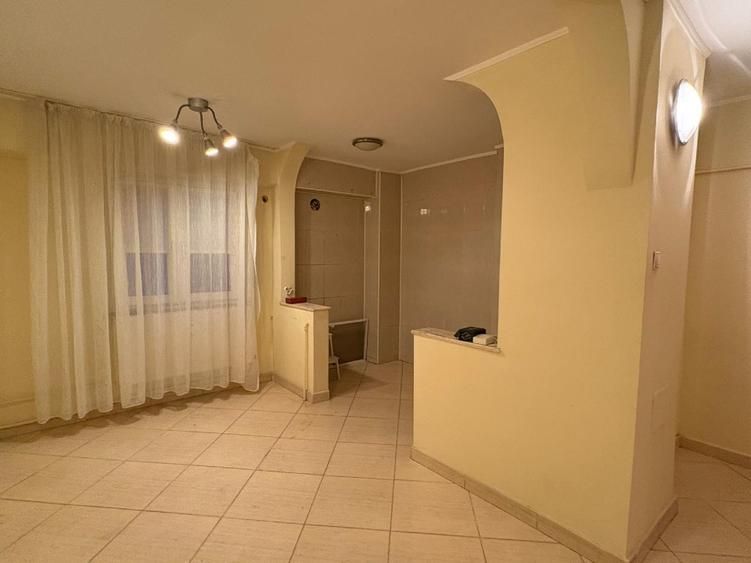 De vanzare Apartament 3 camere,  Panduri - 13 septembrie sector 5 - Poză 1