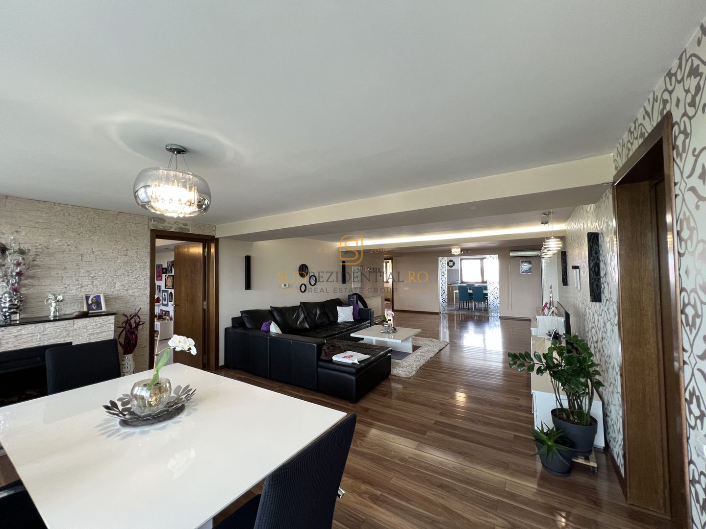 Apartament spațios 5 camere, 232 mp, mobilat și utilat modern, Popesti - Poză 1
