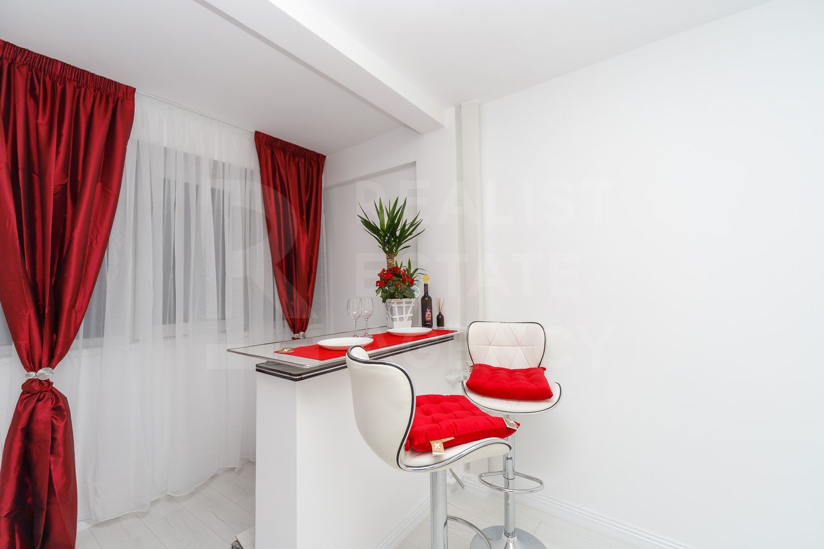 Vânzare, garsonieră, zona Drumul Taberei, București - Poză 1