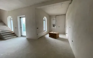 Casa rezidențială cu 7 camere, 3 băi, dressing, pivniță – Sura Mica - Poză 11
