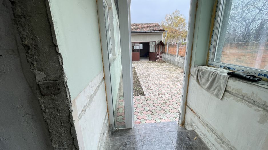 Casa de vanzare in zona Mehala - Poză 7