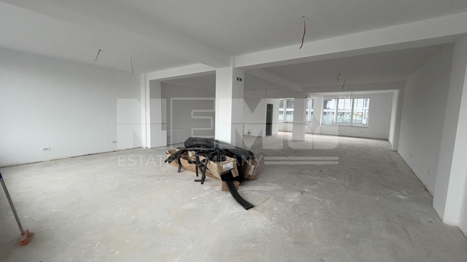 Spatiu comercial de inchiriat | Radauti, Calea Bucovinei | Constructie nouă - Poză 4