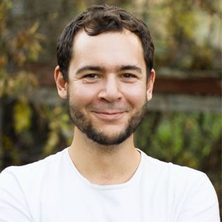 Catalin Brokereanu - Compania ta