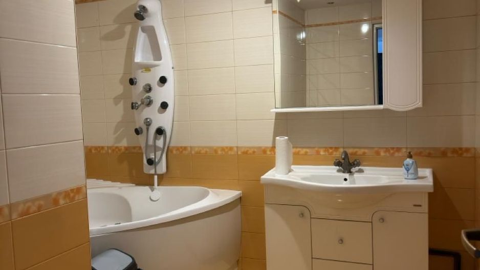 REȘEDINȚĂ EXCLUSIVISTĂ | 8 CAMERE | 4 BĂI | 2 LIVINGURI | TEREN 679 MP - Poză 16