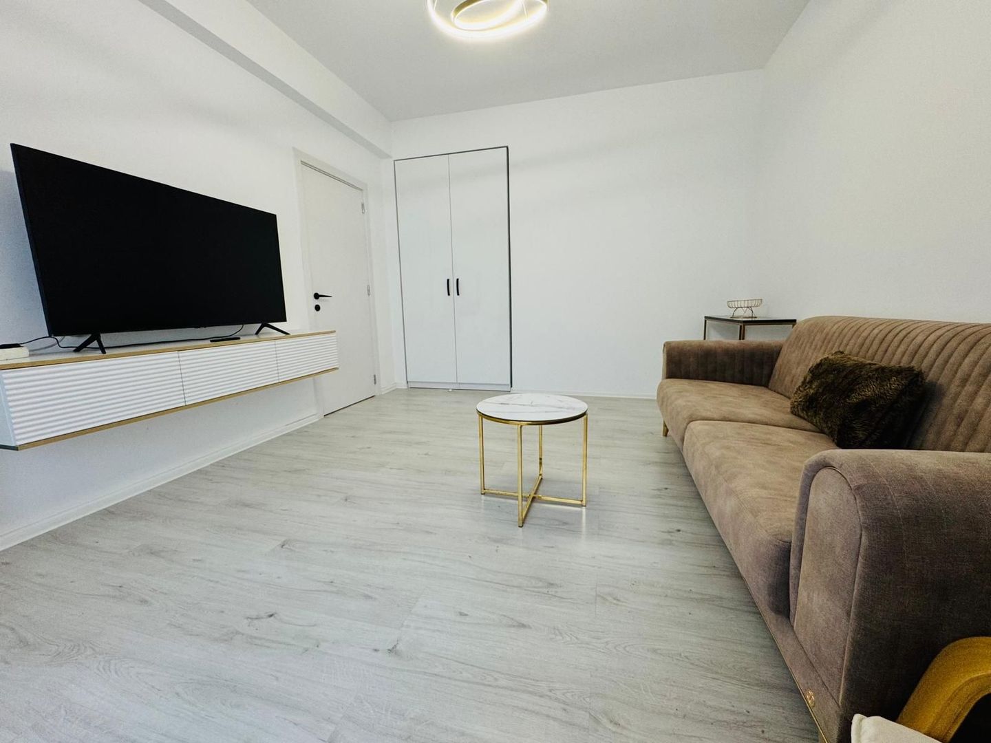 Apartament 2 camere Bragadiru  Safirului  Loc de parcare - Poză 2