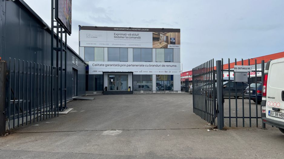 SPATIU BARTOLOMEU SHOWOORM - Poză 2