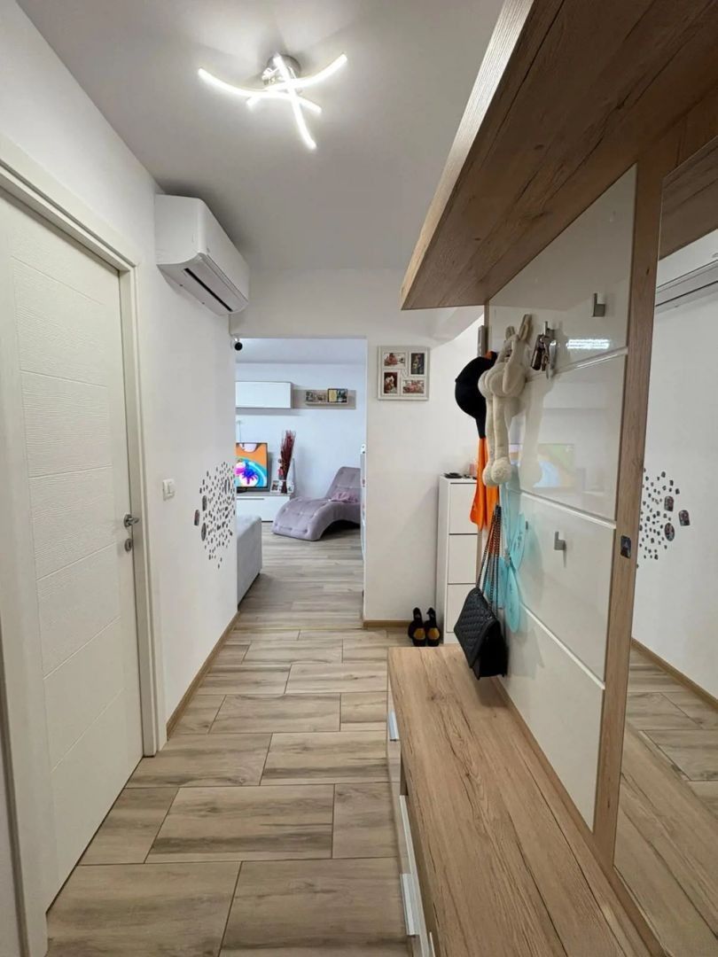 Aradului | 3 Camere | Decomandat | Etaj Intermediar. - Poză 4