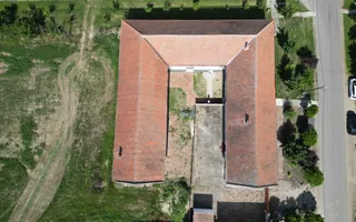 Casa cu istorie in Petrovaselo - Poză 17