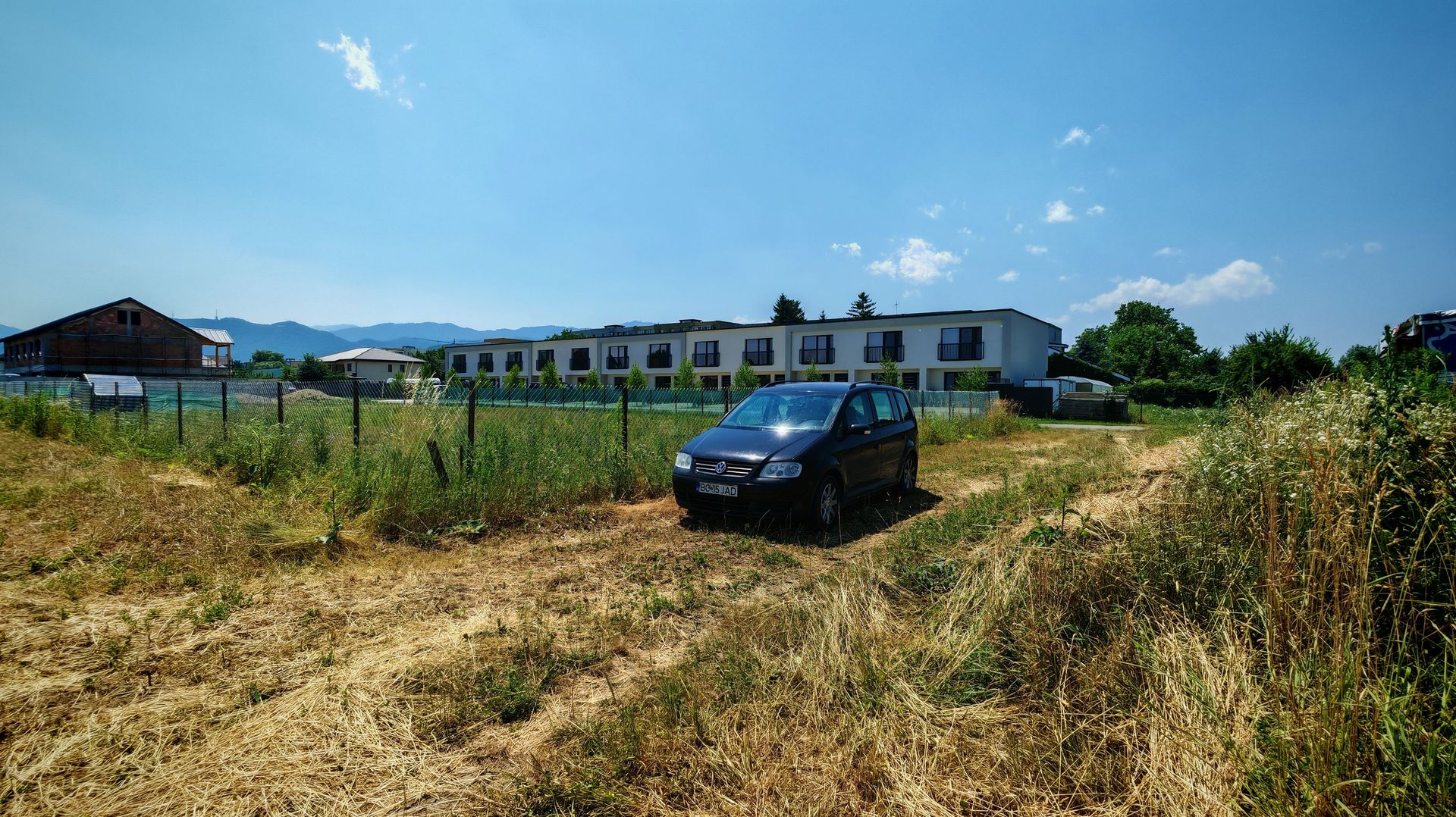 BARTOLOMEU,intravilan,intre case,suprafata de 774 mp,constructii P+2 - Poză 6