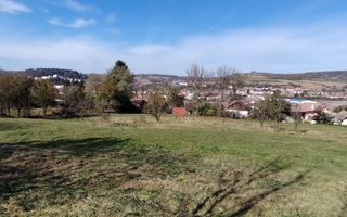 Teren intravilan 3.798 mp în Agnita, cu posibilitate de parcelare - Poză 1